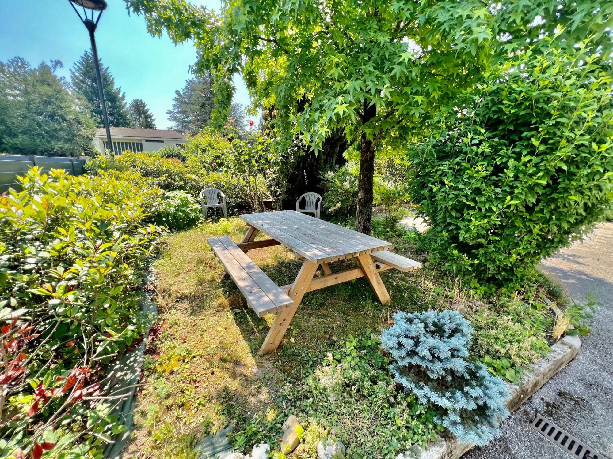 La Branche Du Cerisier Apartment Annecy Bagian luar foto